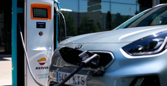 Kia espera comercializar 8.000 coches eléctricos e híbridos enchufables en España en 2022