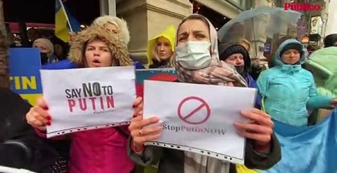 VÍDEO | Las embajadas rusas congregan manifestaciones en apoyo a Ucrania