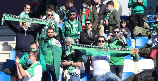 Los abonados del Racing retiran 1.300 entradas extras para el partido del Real Unión