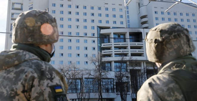 Borrell propone financiar con fondos comunes "material letal" para Ucrania