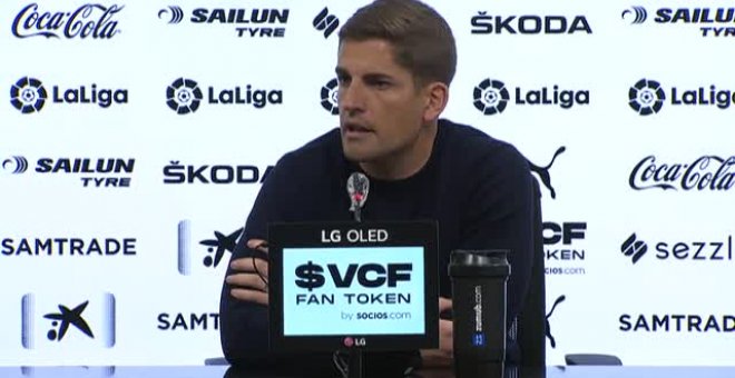 Robert Moreno habla de "frustración" poco antes de ser destituido tras perder ante el Valencia