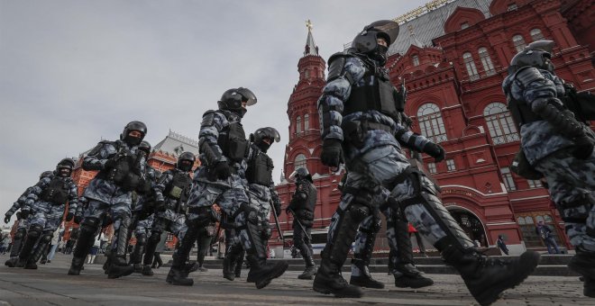 Rusia detiene al menos a 3.500 personas que protestaban en contra de la invasión a Ucrania