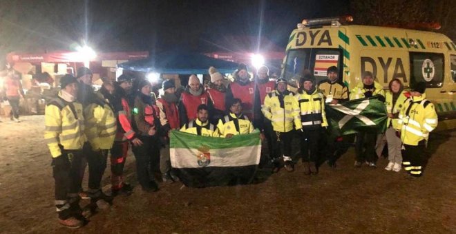 Regresa con 14 refugiados el convoy humanitario de la DYA de Cantabria