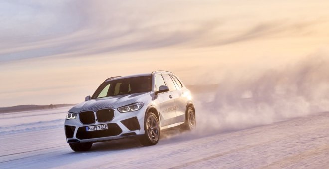 Los 374 caballos del BMW iX5 Hydrogen se ponen a prueba en el frío más extremo