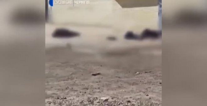 Una decena de civiles fallecidos en una cola para comprar el pan en Chernígov bombardeada por Rusia