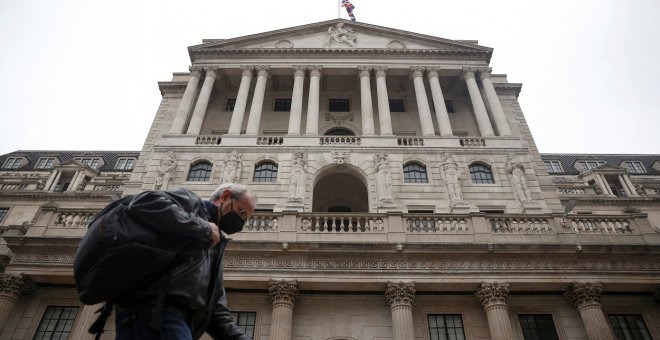 El Banco de Inglaterra sube los tipos por tercera vez consecutiva, hasta el 0,75%