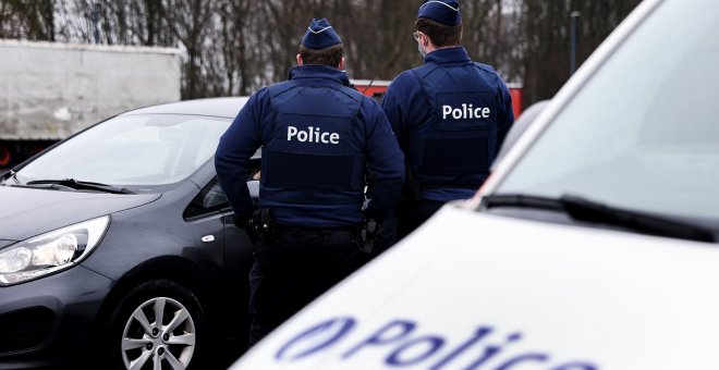 Al menos seis muertos y diez heridos graves al embestir un vehículo a un grupo que celebraba el carnaval en Bélgica