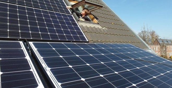 Placas solares: la instalación que pretende cambiar los hábitos de consumo
