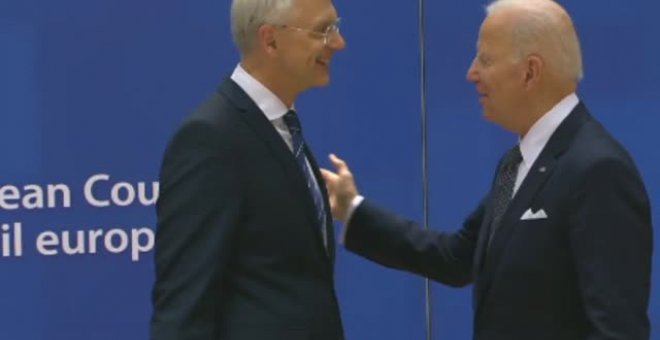 Joe Biden y Pedro Sánchez coinciden en Bruselas en la reunión del Consejo Europeo