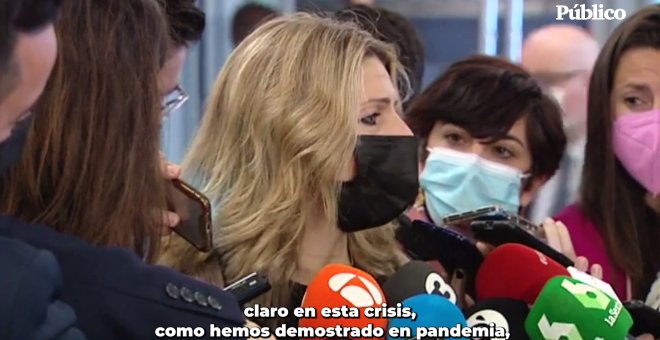 Vídeo|| Yolanda Díaz defiende las medidas anunciadas por Sánchez y advierte: "Hay ERTE, no se puede despedir"