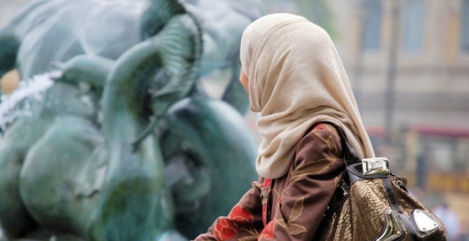 Prohibicionismo y pañuelo musulmán: el debate en los centros educativos