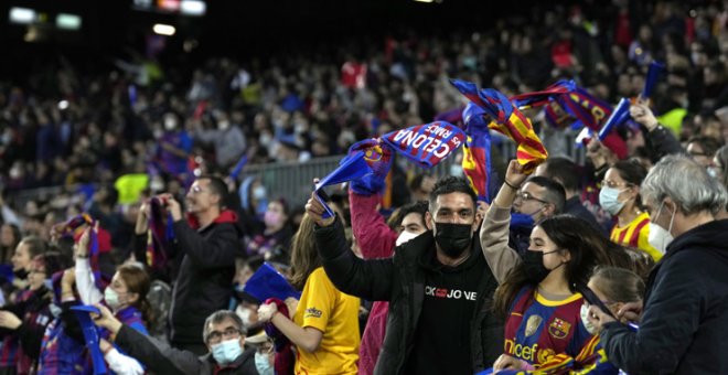 La noche histórica que vivió el fútbol femenino en el Camp Nou, en imágenes