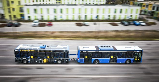 Múnich pondrá a prueba el primer autobús alimentado con placas solares de Sono Motors