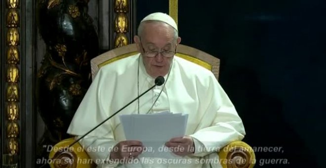 El papa habla abiertamente de "guerra" y señala a Putin