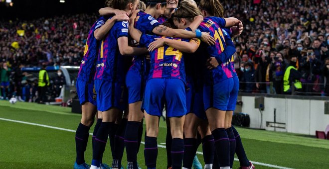 El Barça femenino vuelve a llenar el Camp Nou