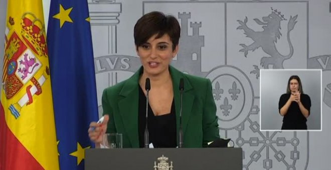 Isabel Rodríguez tacha de "imposición" la rebaja de los impuestos que propone Feijóo