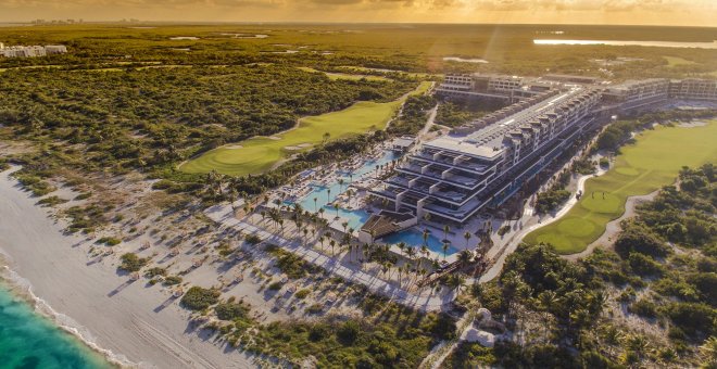 Resort en Cancún implementa inteligencia artificial para mejorar su servicio?