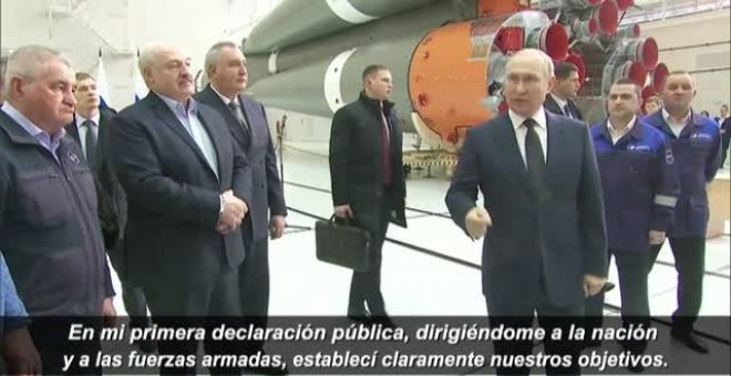 Putin defiende el "noble" objetivo de "ayudar a la gente de Donbás"