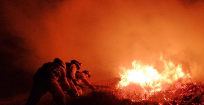 El fuego da una tregua y Cantabria amanece sin ningún incendio forestal activo