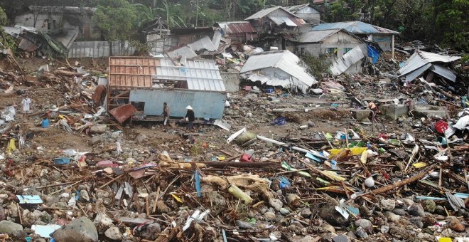 La tormenta tropical Megi ya se cobra la vida de 172 personas y deja 110 desaparecidos a su paso por Filipinas