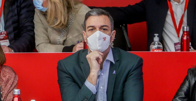 Sánchez dice que el uso de mascarillas en interiores será de "sentido común"