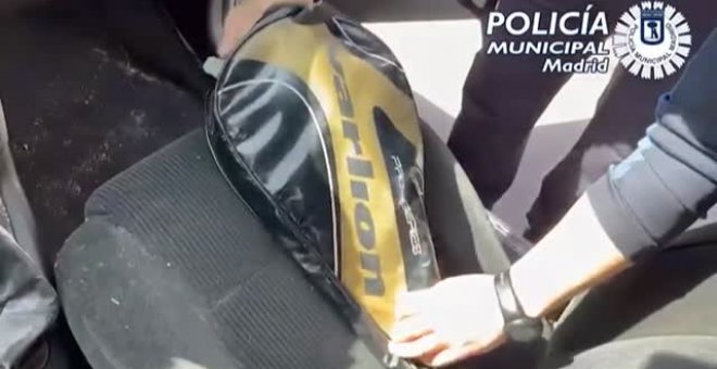 Detenido en un control un conductor que escondía hachís en la funda de una raqueta de padel