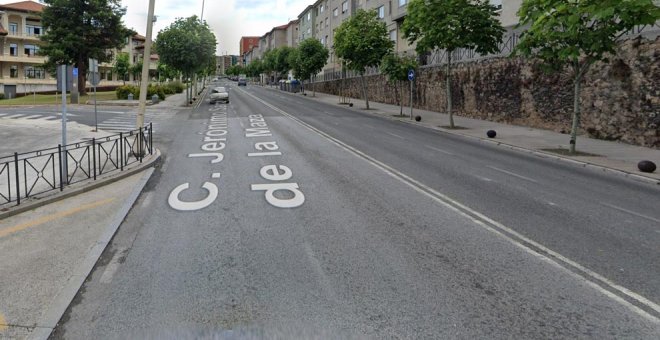 Una ambulancia choca contra un turismo resultando heridos dos sanitarios y la conductora