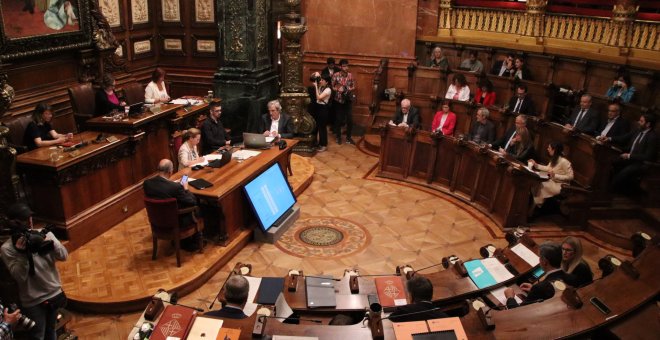 Barcelona aprova un text de condemna del 'Catalangate' amb els vots de BComú, ERC i JxCat