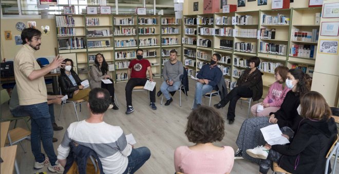 Diecisiete docentes participan en un taller de cine y teatro para fomentar la creatividad