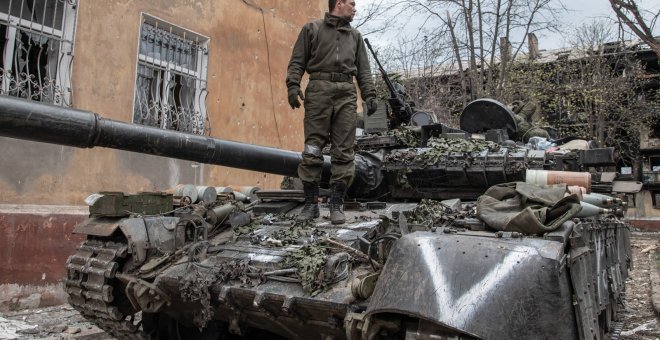Ucrania anuncia que Rusia ha bloqueado la acería de Mariúpol para forzar la rendición de sus tropas