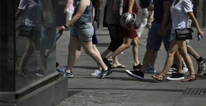 Españoles, a las cosas del trabajo y del comer