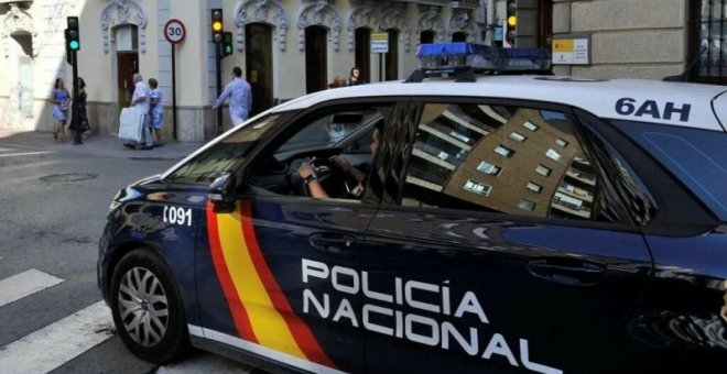 Detenido un hombre por asesinar presuntamente a su pareja en Vélez-Málaga