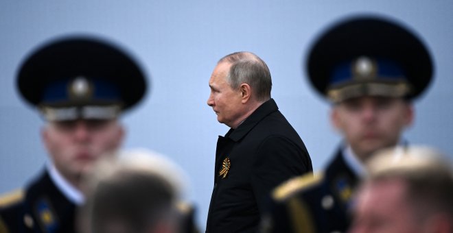 Putin justifica la guerra en Ucrania en plena ceremonia del 9 de mayo en la Plaza Roja