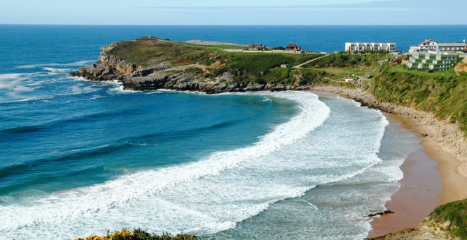 Once playas cántabras volverán a lucir la 'Bandera Azul' este verano