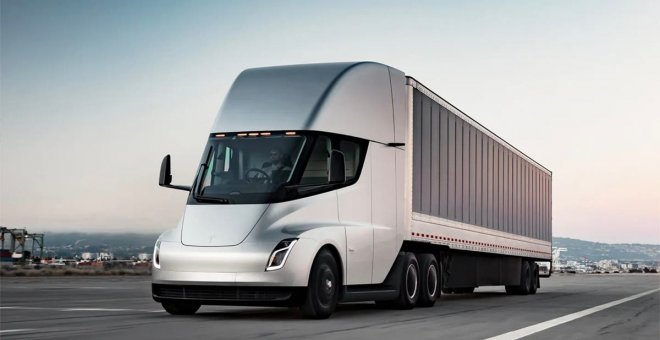 Ahora sí, Tesla comienza a aceptar pedidos de su camión eléctrico, el Tesla Semi