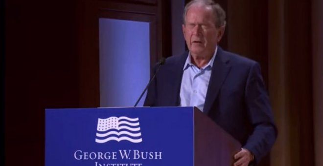 El antológico lapsus de Bush: "La injustificada y brutal invasión de Irak... digo de Ucrania"