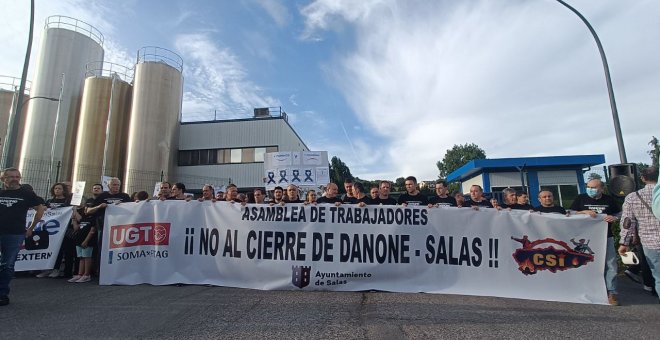 Asturias clama en Salas por los empleos de Danone