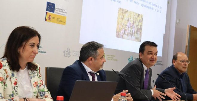 Del papel al QR, el sector agroalimentario de Castilla-La Mancha lidera la digitalización en el país