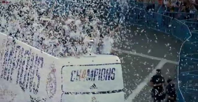 El Real Madrid pasea su decimocuarta Champions por las calles de la capital