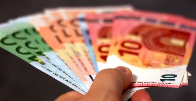 Multas de hasta 10.000 euros a los comercios que no permitan el pago en efectivo