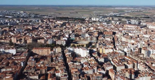 Sobrevolar Albacete con un dron sin respetar el espacio aéreo restringido podría costar 225.000 euros a un joven