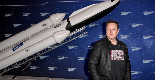 Elon Musk vuelve a amenazar con cancelar la compra de Twitter por cuentas falsas y 'spam'