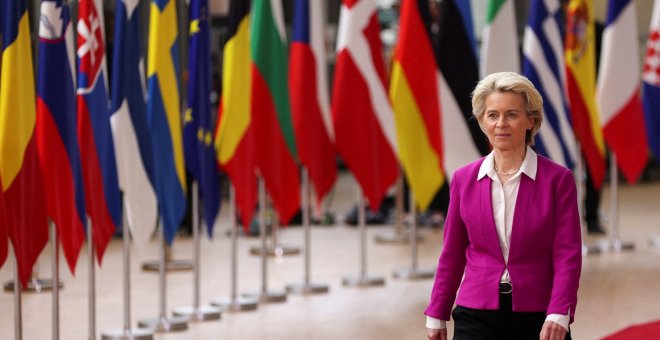 Eurodiputados diseñan una moción de censura contra Von der Leyen por su laxitud con el Estado de derecho en Polonia