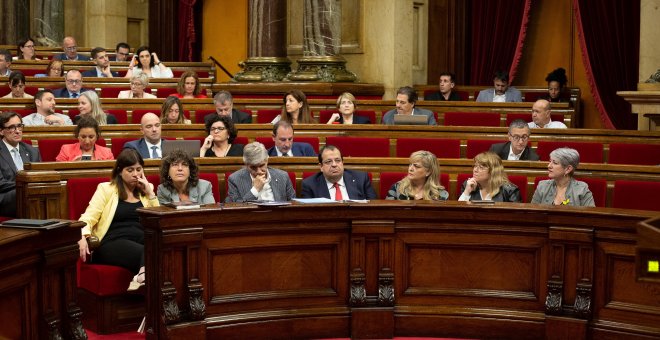 El Consejo de Garantías avala la ley del catalán impulsada por el PSC, ERC, JxCat y comuns