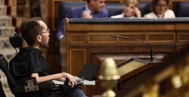 La Fiscalía pide que se anule la condena a Echenique y Del Olmo por apoyar a una compañera que dijo haber sido violada