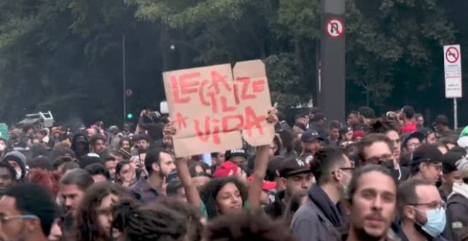 Miles de brasileños se manifiestan en Sao Paulo a favor de la legalización del cannabis