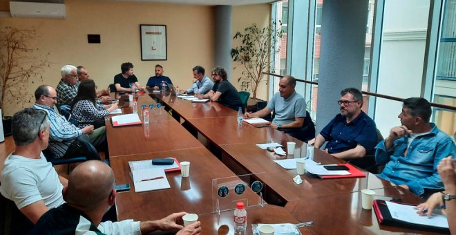 La patronal no acude presencialmente a la reunión con los sindicatos e interviene por videoconferencia