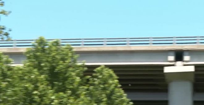 La policía investiga la muerte de dos presuntos ladrones tras saltar desde un viaducto en la AP7 en Gerona
