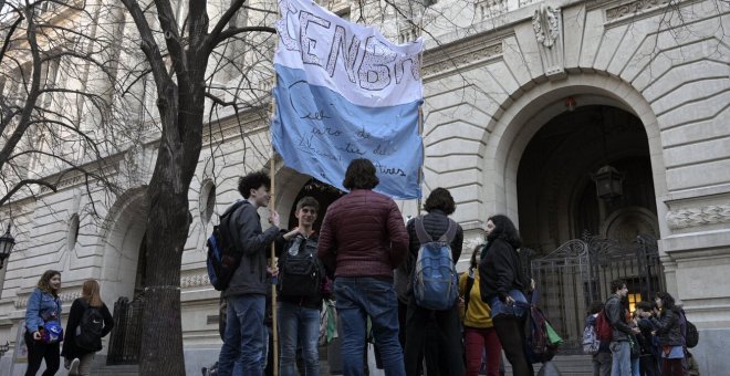 La encargada de Educación de Buenos Aires amenaza con sanciones para los docentes que usen el lenguaje inclusivo