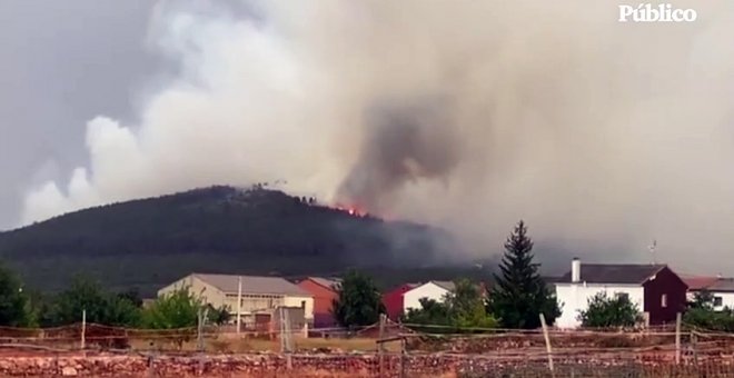 El calor dificulta los trabajos de extinción de los incendios activos en España